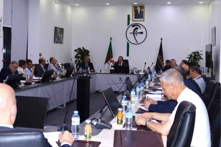 The Governor of the Bank of Algeria directs instructions to facilitate the issuance of international payment cards