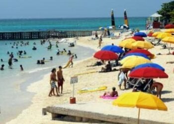 Hotel pipeline tops US$4.2b, but brand name projects face delays | Business