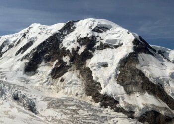 Mountaineer dies after rockfall near Zermatt