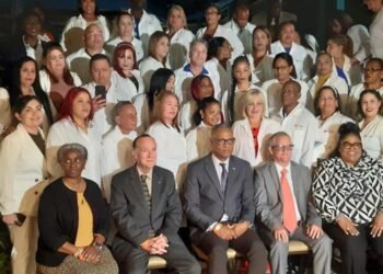 Cuba sent only three doctors to the Bahamas, the rest were technicians