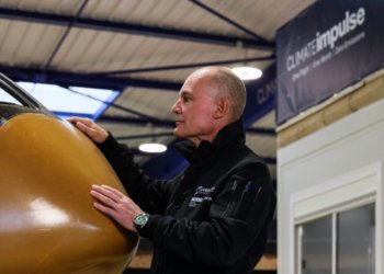EU backs Piccard’s hydrogen-powered flight