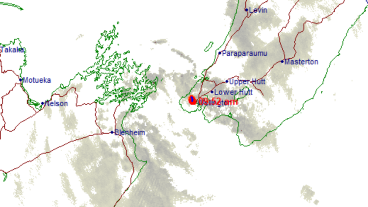 Severe thunderstorms warning issued for Wellington, strong winds buffeting Auckland