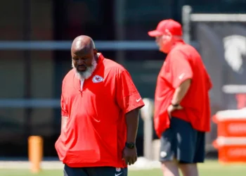 NFL assistant coach Eric Bieniemy’s son charged in shooting of his mother in US