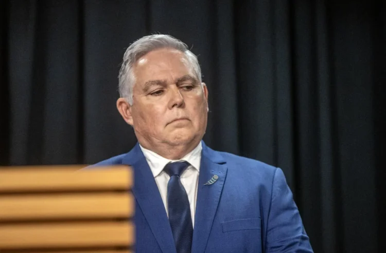 Take responsibility for yourself in an earthquake, Kiwis told, as Civil Defence website fails