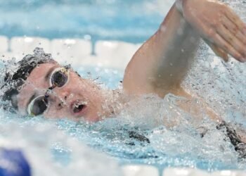 Live : Kiwi swimmers Fairweather and Ouwehand win bronze medals
