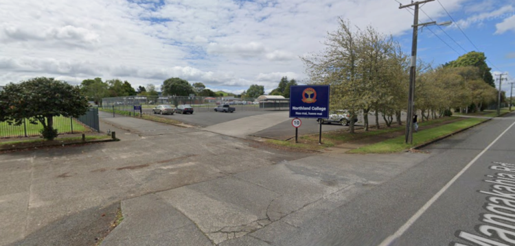 Bomb scare ‘likely a hoax’ forces evacuation and closure of school
