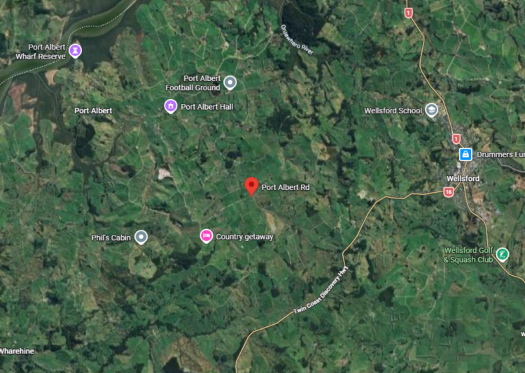 One person dead after single-vehicle crash north of Auckland