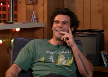 Kiwi actor opens up about addiction and eating disorder during filming of hit show