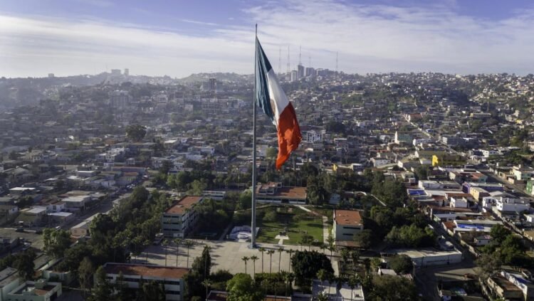 7.3 earthquake hits Mexico-Guatemala border with no immediate damage reported