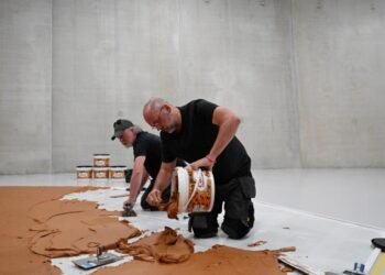 Dutch museum honours late artist by covering floor in enough peanut butter to make 15,000 sandwiches | World News
