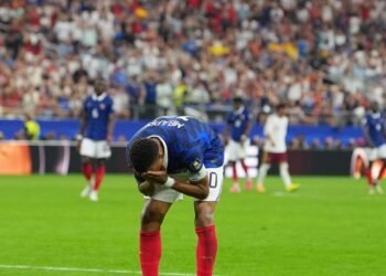 Kylian Mbappé denied 3rd straight World Cup final and stays even with Messi in Golden Boot race | Sports