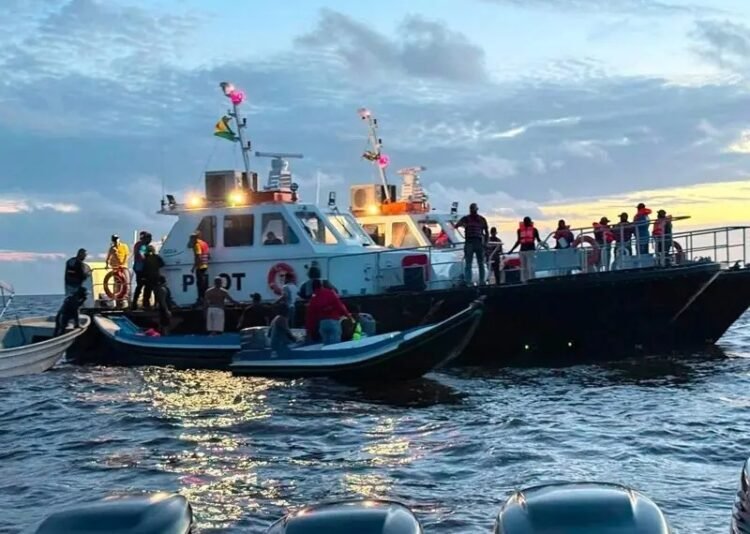 Suriname and the international community express condolences after ferry disaster in Guyana – de Ware Tijd
