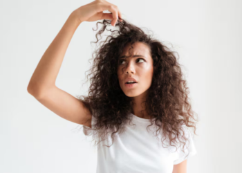 How to know if your hair needs hydration or nutrition