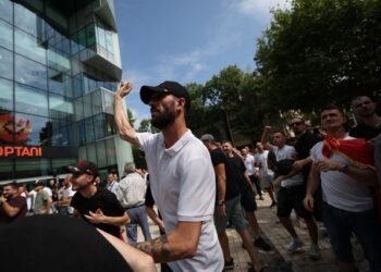 Doubts: Have DP and SP people infiltrated to disrupt the protest, as they did with the students? – Shqip.com