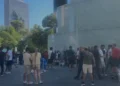 They threw hard objects and pyrotechnic devices at police officers/ 2 protesters are arrested, 30 others are being processed at large – Shqip.com