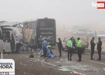 Tacna: triple crash on the Panamericana Sur leaves five dead and 16 injured
