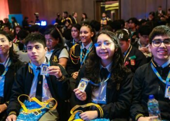 The new promotion of school correspondents of El Comercio, the El Niño phenomenon and Peruvian fishing and the candidacy of José Nenil Medina for Together for Peru to the Regional Government of Cajamarca