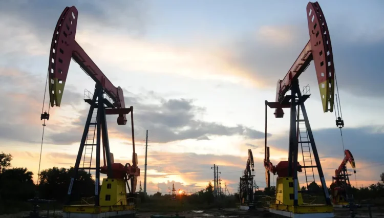 Oil prices rise after renewed attacks between America and Iran