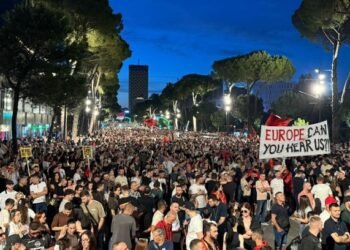 The protester replies to Rama: You have pledged allegiance to Samir Manen and Shefqet Kastrati, you have no business with Albanians. SPAK to investigate Zvrnec – Shqip.com