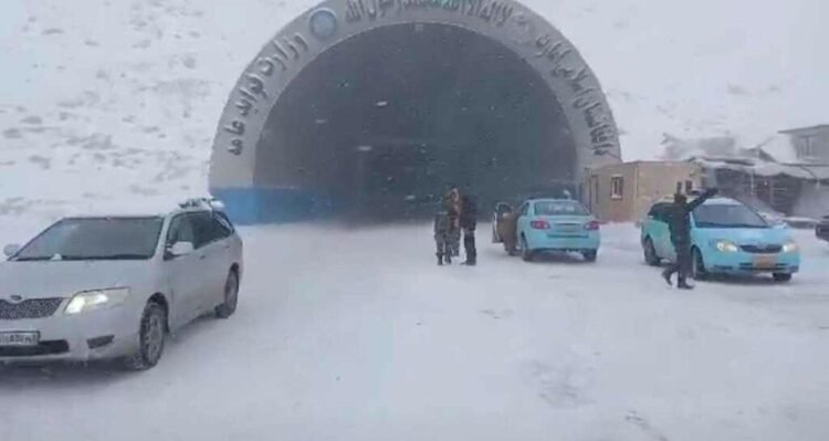 Salang highway to be closed to trailer trucks for rehabilitation work – Pajhwok Afghan News