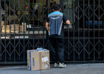Amazon, gig companies see spike in workers on SNAP and Medicaid, study shows