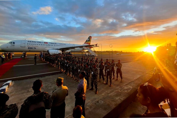 Tears at Dawn: Thousands pay their final respects to former President Lú Olo