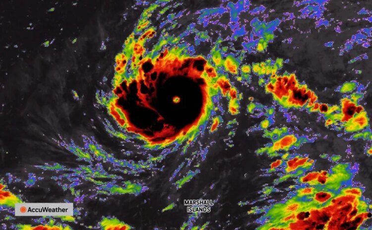Hurricane Genevieve, Super Typhoon Dolphin spin in Pacific