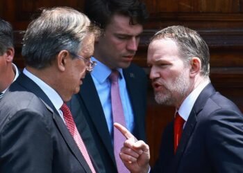 The United States announces that it is not renewing the USMCA, the great trade agreement with Mexico and Canada