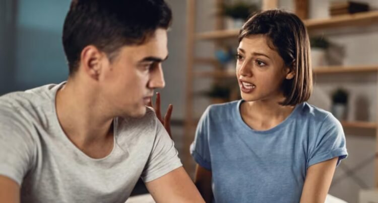 Psychology says that people who respond with short sentences to any question are not shy, but rather they have difficulty expressing what they feel.