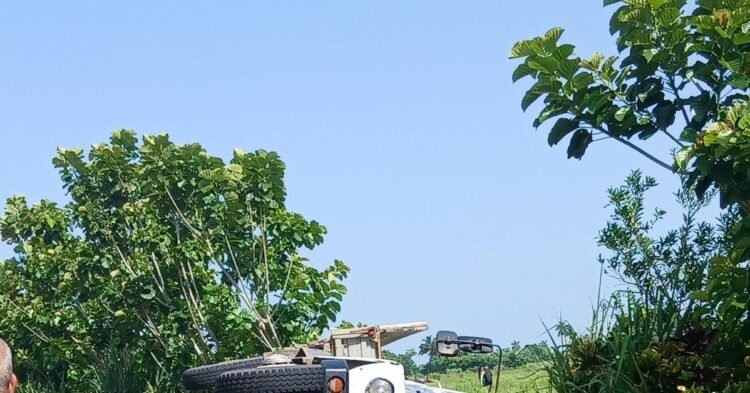 Cuba: Admitted to a pediatric hospital due to an accident on the way to their military unit