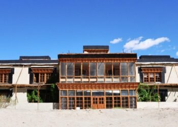 A mountain school and Sonam Wangchuk’s experiments with educational reforms
