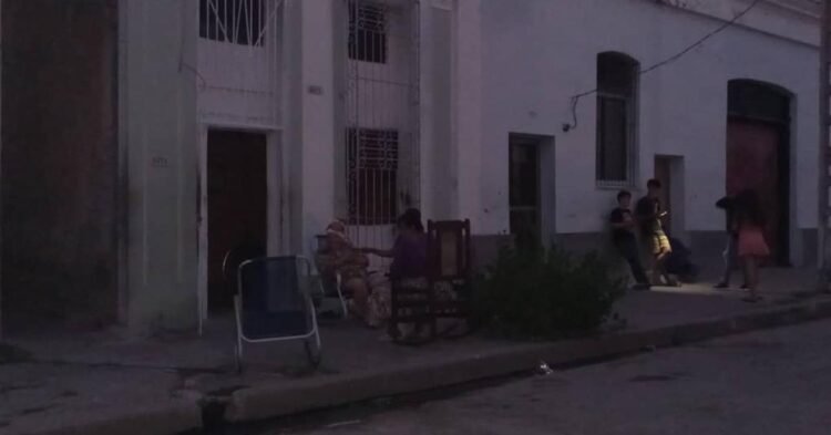 Cuba: Eastern Cuba is waiting for Felton to connect to the electrical system