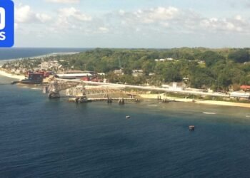 Nauru officially changes name to Naoero