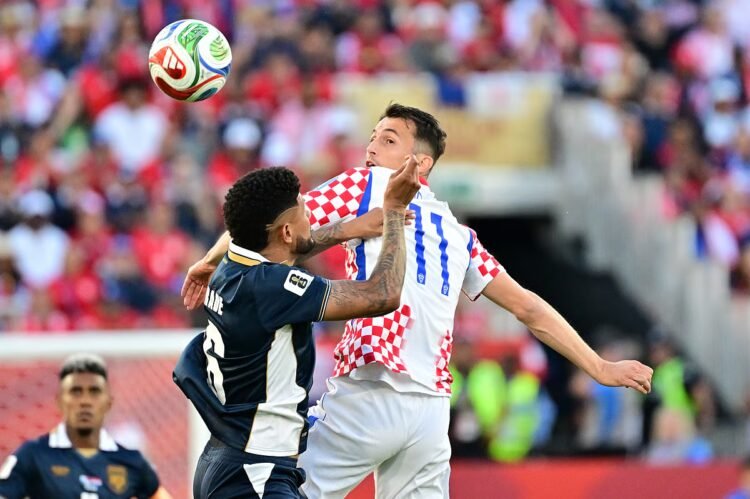 Croatia wins and eliminates Panama with a goal from Budimir