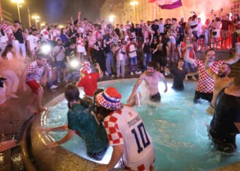 Sports news – PHOTO Total madness in the center of Zagreb! See how the metropolis celebrates Croatia’s victory