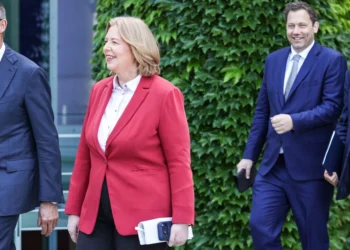 Liveblog Federal Politics: General Practitioners Association calls new sick note rule “absolutely catastrophic”