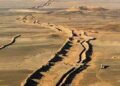 A Hungarian weekly that highlights the repercussions of the Moroccan “Wall of Shame” and the danger of seven million mines in Western Sahara