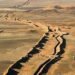 A Hungarian weekly that highlights the repercussions of the Moroccan “Wall of Shame” and the danger of seven million mines in Western Sahara