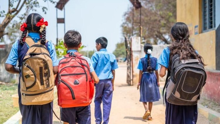 Government school closures hit poor students hardest