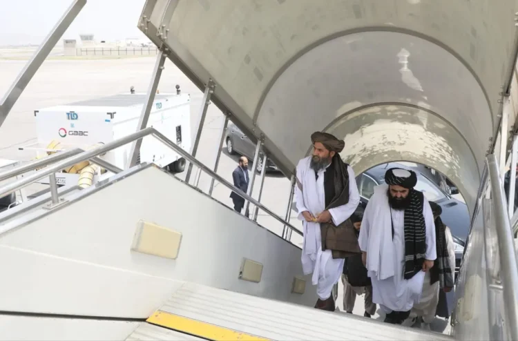 Mullah Abdul Ghani Baradar, the former religious leader of Iran, went to that country to participate in the funeral ceremony