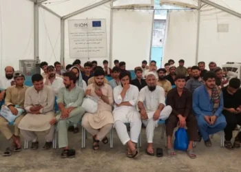 Hundreds of Afghan refugees were released from Pakistani prisons