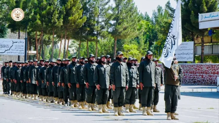 Dozens of employees graduated from the command of Hazrat Abdullah bin Masoud (RA).
