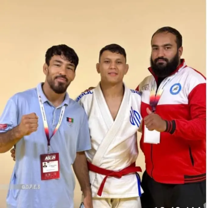 Afghan athlete Mustafa Vakili won the bronze medal in the international jujitsu competition
