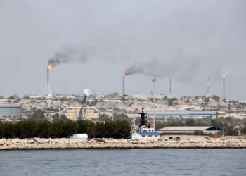Kharg Island Seizure Threat Drives Crude Past $80 in Fifth Wave of Iran Strikes