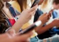 UK unveils plans for social media curfew for older teens…but it’s voluntary | World News