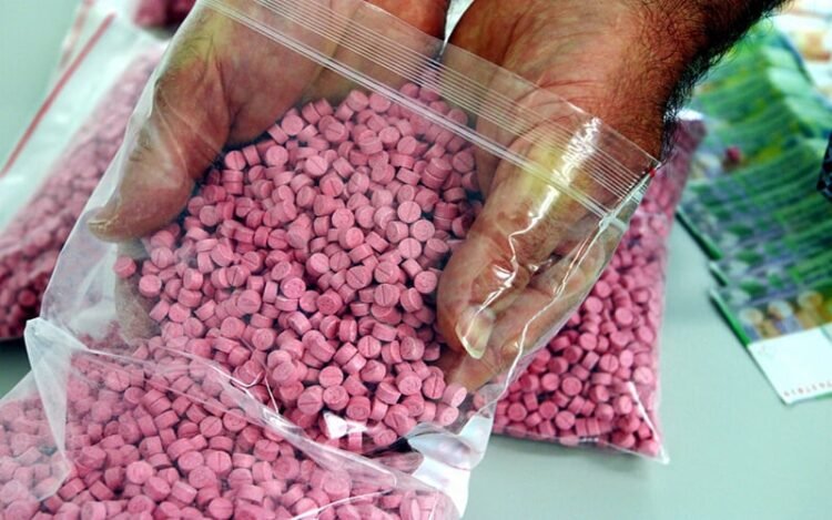 Heavy sentences against smugglers of 2.6 million “ecstasy” in the port of Mostaganem – Al-Shorouk Online