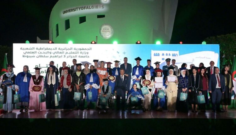 The first batch of students trained in English graduates – Al-Shorouk Online