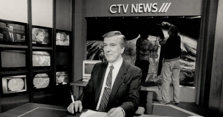 Lloyd Robertson, Unflappable Canadian Broadcaster, Dies at 92