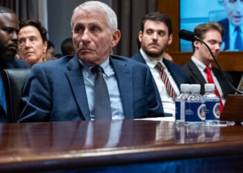 Senate Panel Votes to Hold Fauci in Contempt of Congress