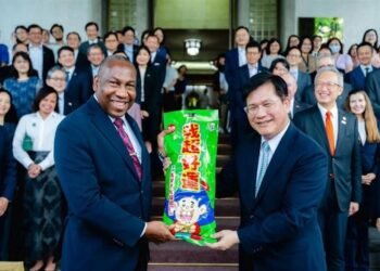 Foreign envoys embrace Ghost Festival spirit with MOFA